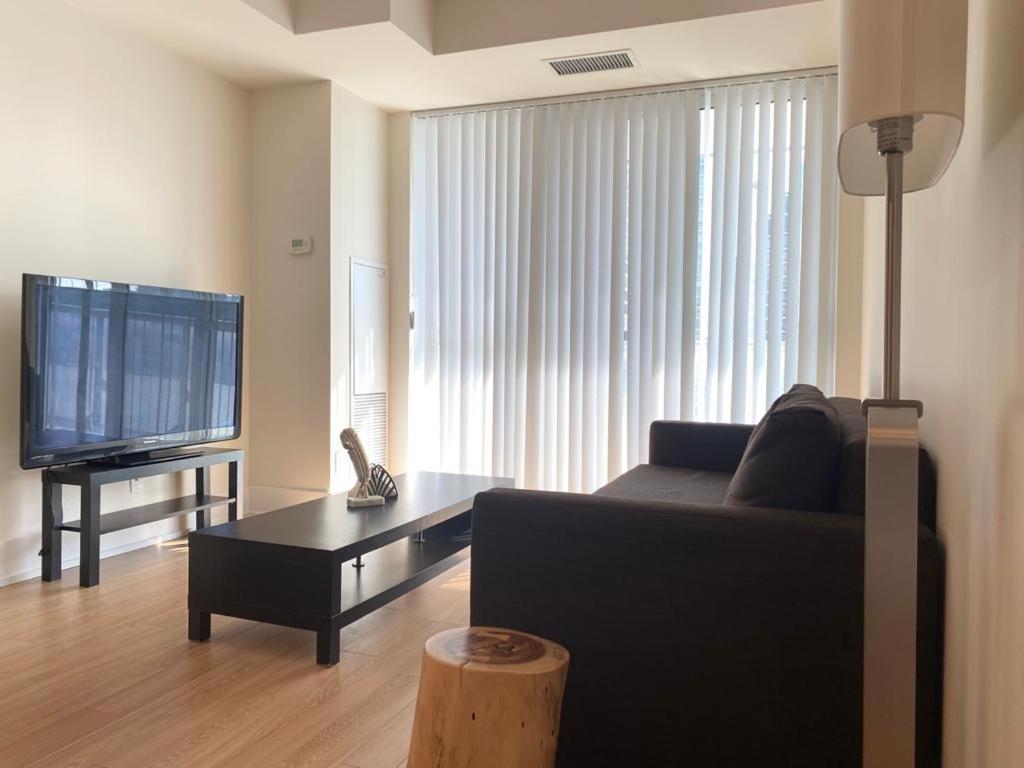 Grand View 2Br/2Ba Condos Cn Tower,Union,Tiff/Mtcc トロント エクステリア 写真