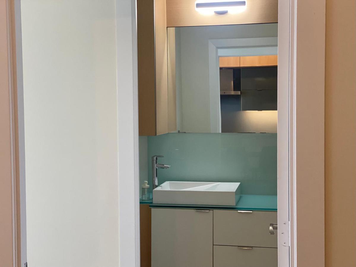 Grand View 2Br/2Ba Condos Cn Tower,Union,Tiff/Mtcc トロント エクステリア 写真