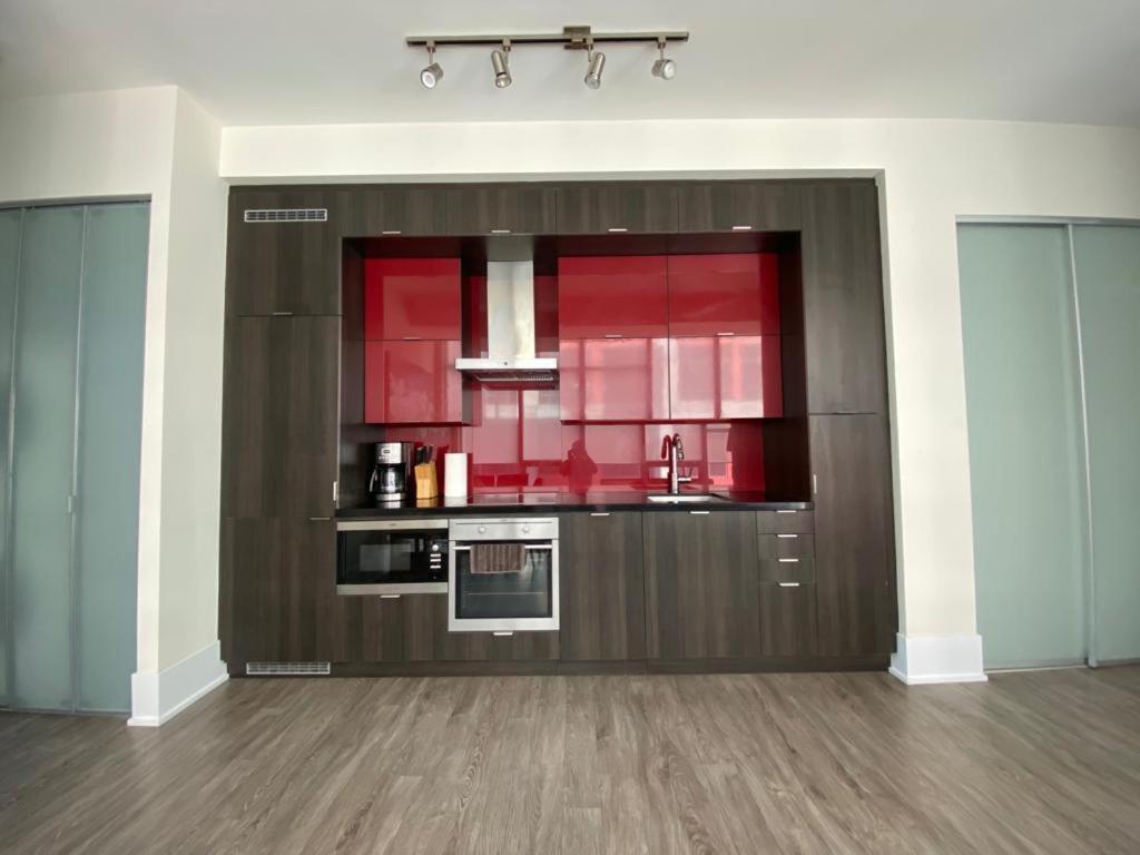 Grand View 2Br/2Ba Condos Cn Tower,Union,Tiff/Mtcc トロント エクステリア 写真