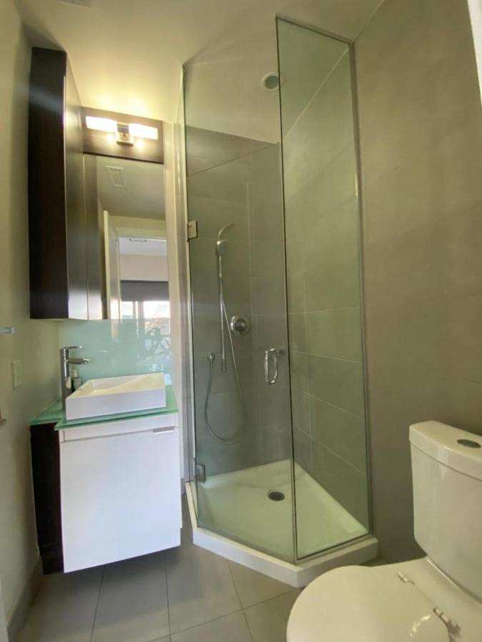 Grand View 2Br/2Ba Condos Cn Tower,Union,Tiff/Mtcc トロント エクステリア 写真