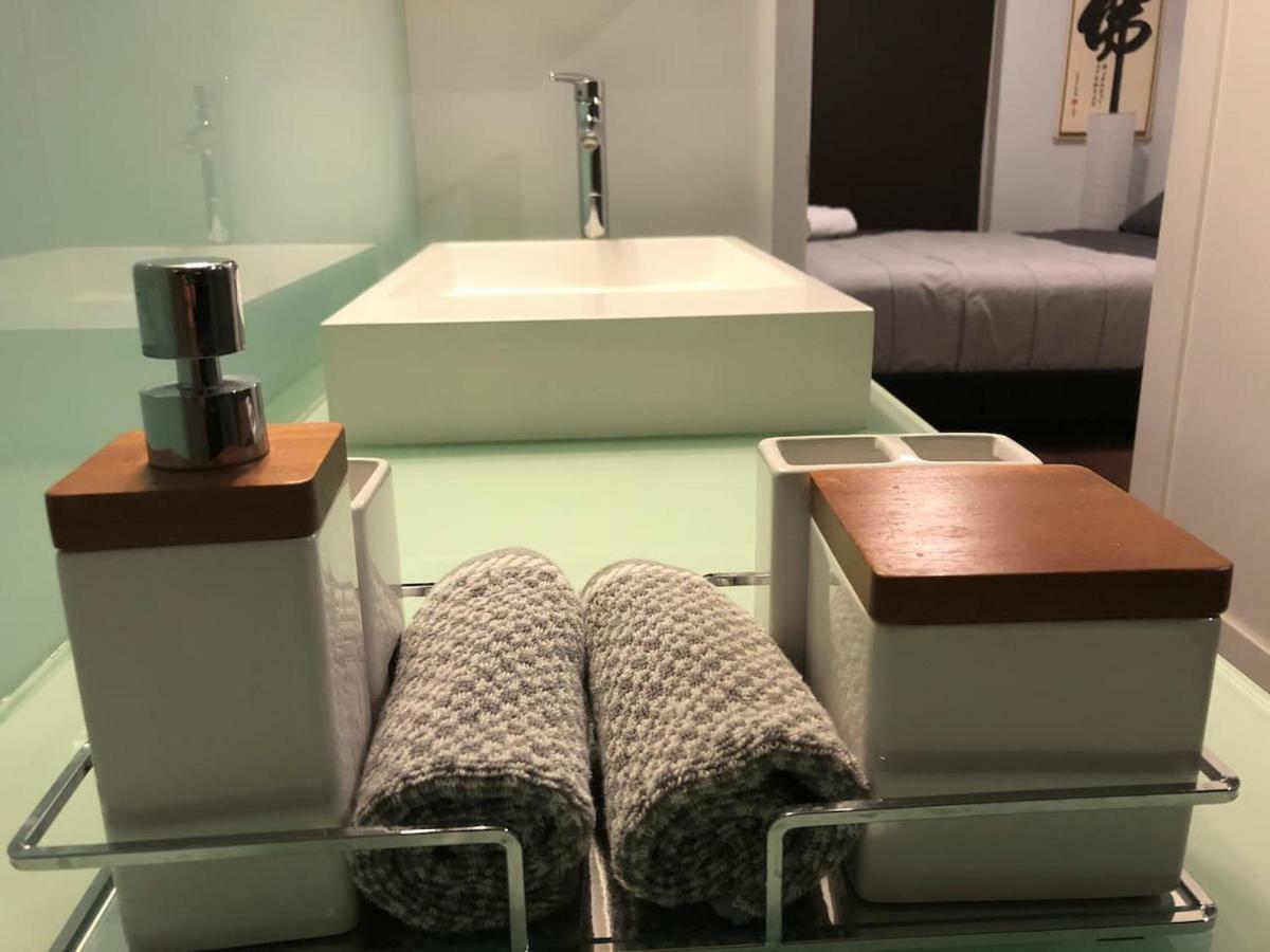 Grand View 2Br/2Ba Condos Cn Tower,Union,Tiff/Mtcc トロント エクステリア 写真